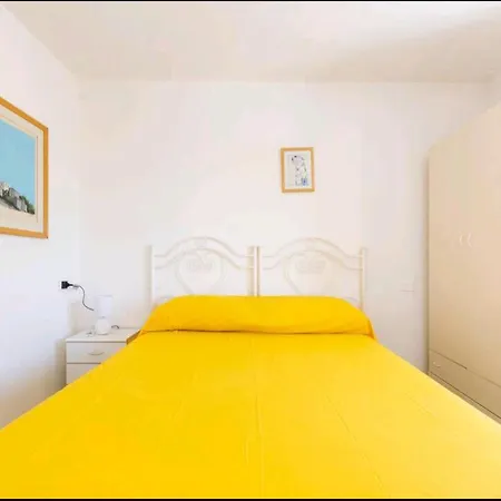 Marea Leuca - Entire Heritage Seafront Estate & Parking
